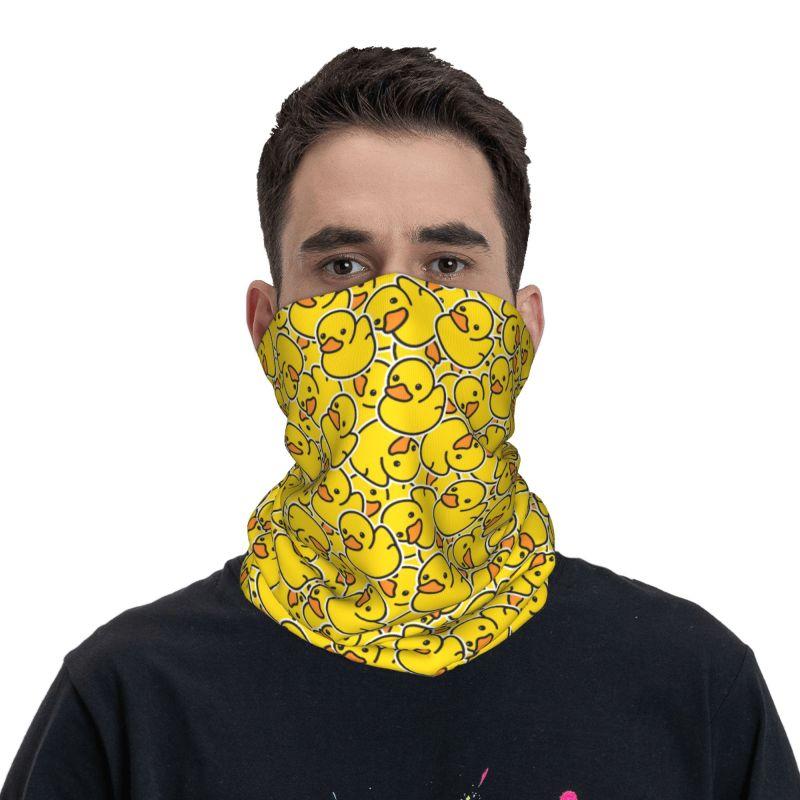 Rubber Cartoon Ducks Bandana Neck Warmer Unisex Hiking Camping Tube Mask Scarf Cute Yellow Ducks Motorcycle Gaiter Face Cover
