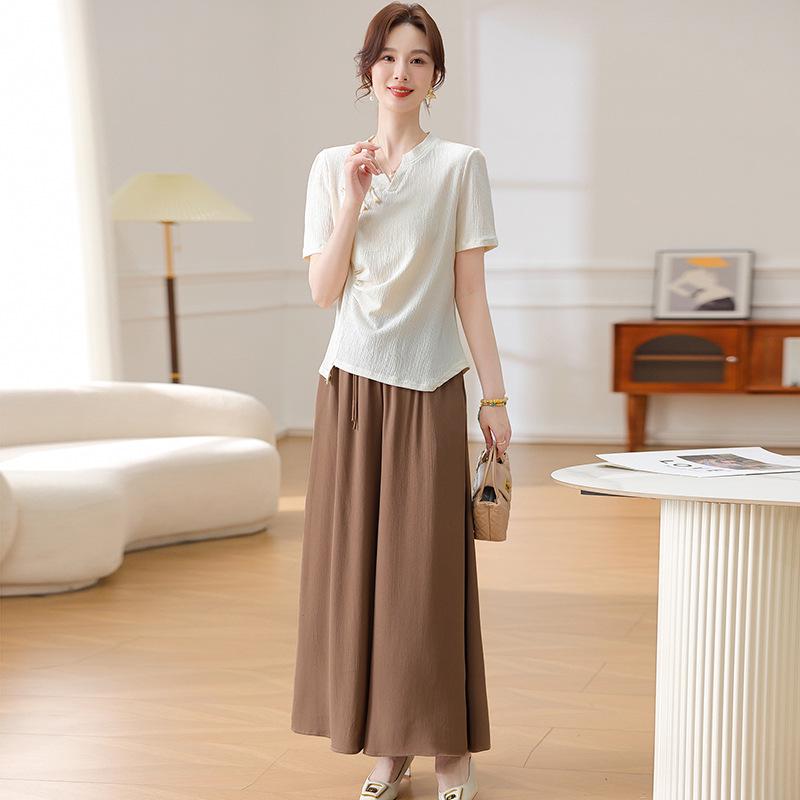 Chinese Style Summer Set: Short-Sleeved Blouse & Wide-Leg Pants for Middle-Aged Women