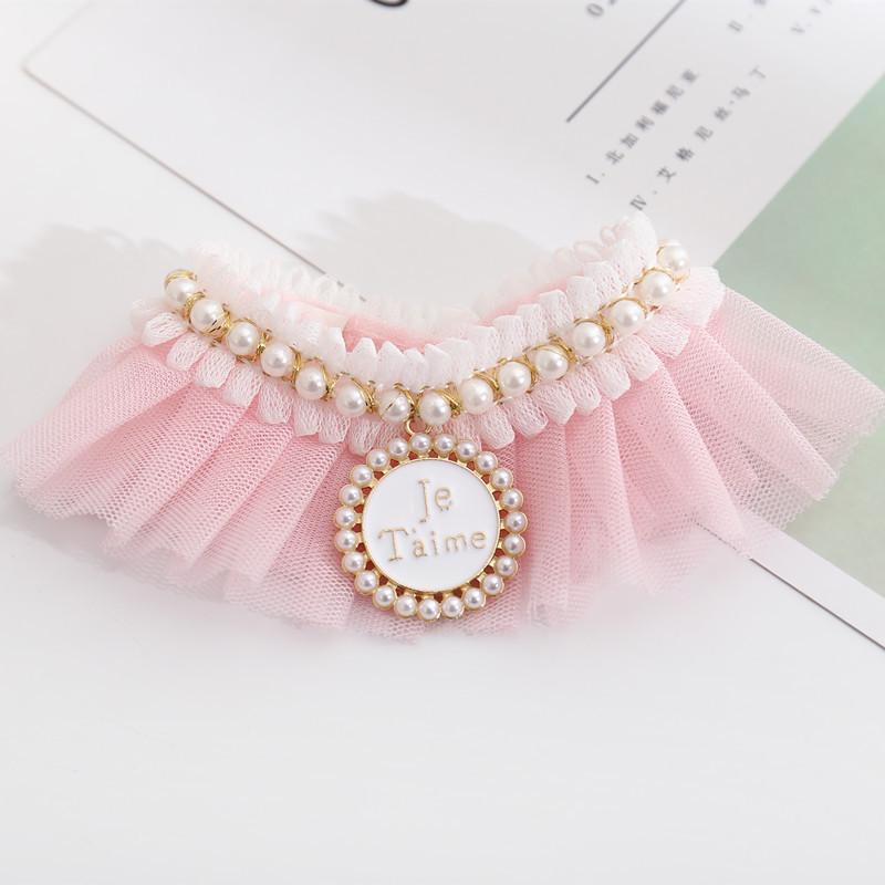 Pet Lace Pearl Collar: Plush Cat Necklace & Cute Dog Saliva Towel