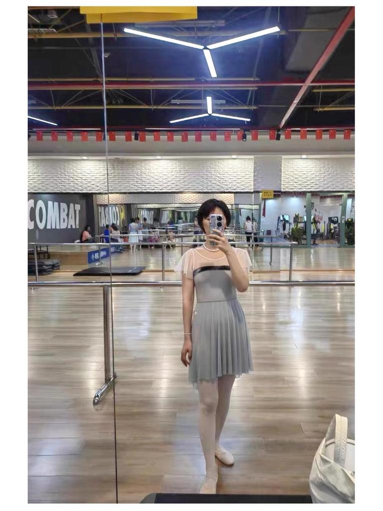 Elastic Mesh Diagonal Ballet Skirt: Women's Gymnastics Leotard Dance Practice Gauze Skirt, Half-Body