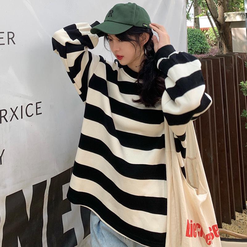 Women's Retro Striped Round Neck Sweatshirt - Casual, Loose, Thin Trend for Autumn and Winter