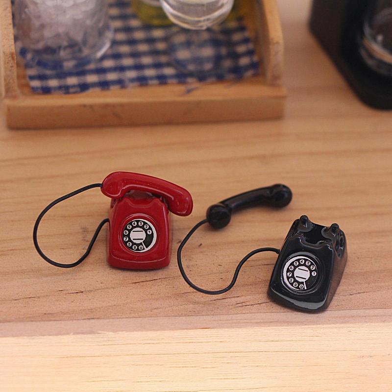1 Piece of Miniature Play Scene Model Mini Telephone Model Alloy Retro Rotating Phone Doll House Furniture Toys Desktop Ornament
