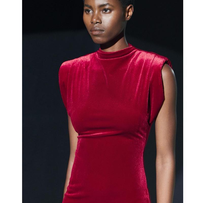 Fall and Winter New Women's Clothing New Year Christmas Velvet Dress with Padded Shoulder Velvet Dress 0036185