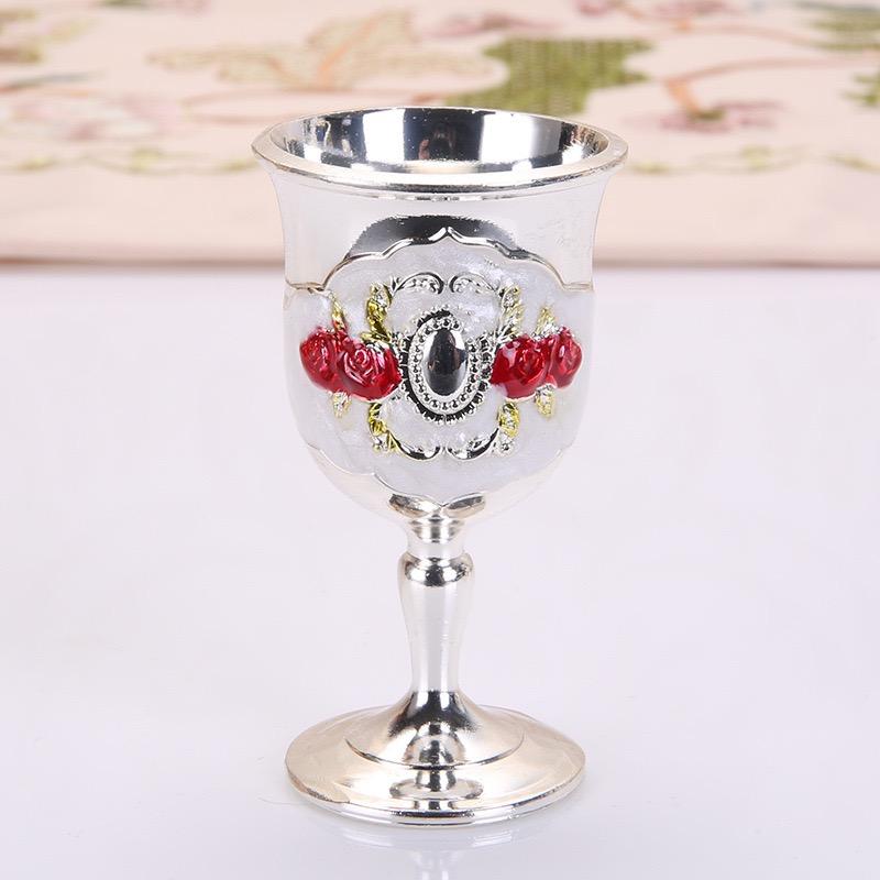 European Mini Wine Glass, Carved Spirit Vodka Cup, Alloy Portable Spirits Goblet, Tabletop Living Room Decoration, 30ml,1pcs