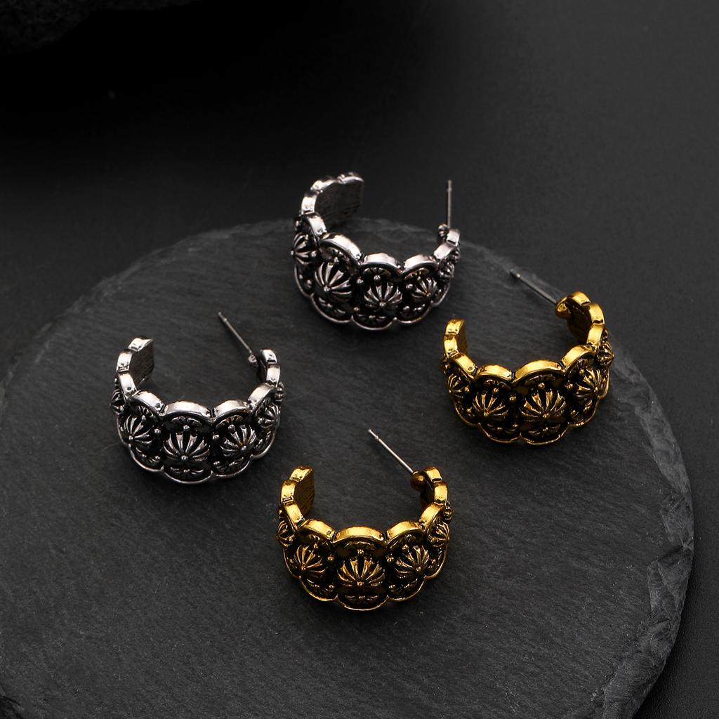 Retro Ethnic Style C-shaped Oval Engraved Old Retro Earrings Women, High Quality 2026 Fashion Temperament Simple Earrings