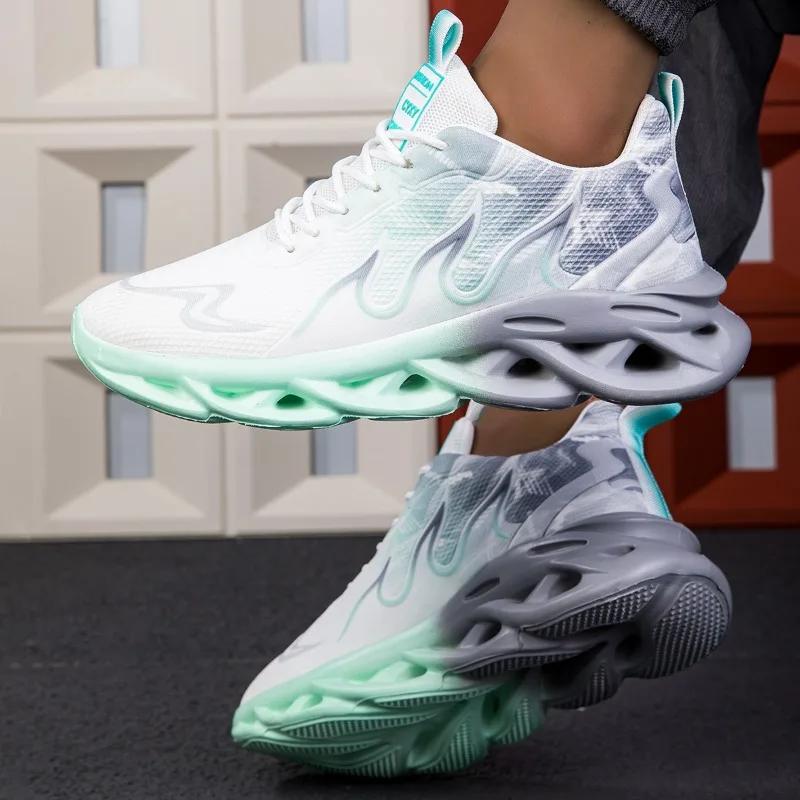 Men's Casual Sports Shoes Breathable Lightweight Flame Print Sports Shoes Summer Outdoor Tennis Running Hiking Shoes for Men