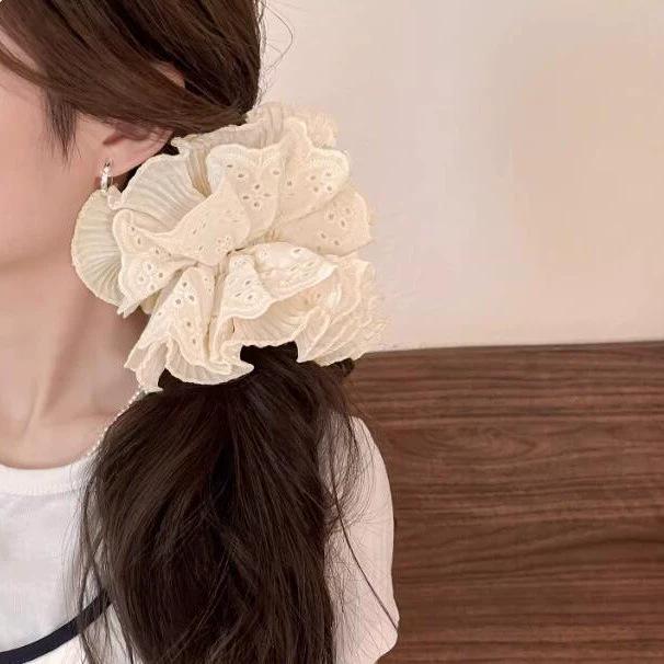 Elegant 2025 French Lace Scrunchie – Four-Layer Design for Stylish Low Ponytails and Buns