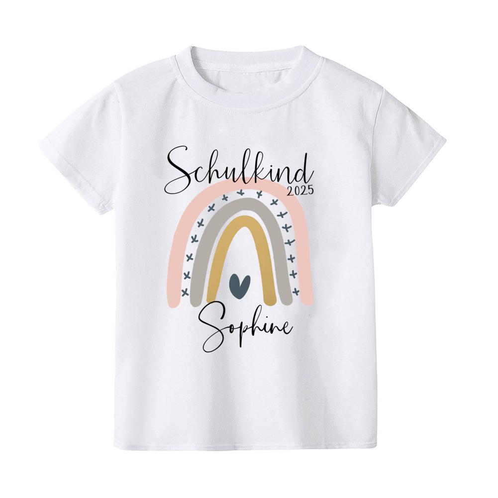 Söt skolbarns-t-shirt med namn Regnbåge Skolbarn 2025 T-shirts Personlig Första klass t-shirt Gåva första skoldagen