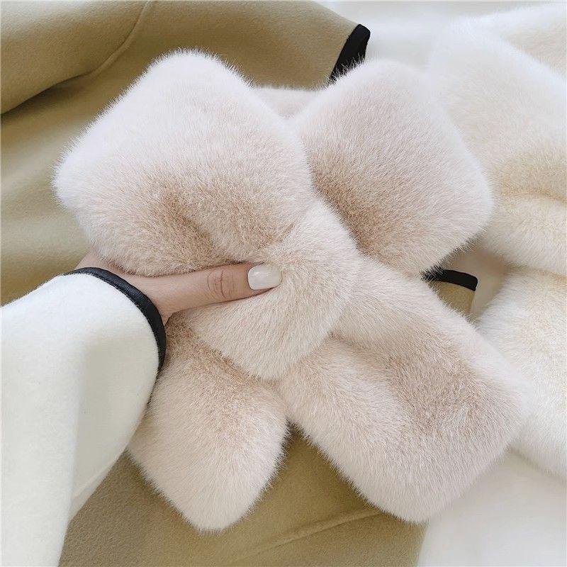 Korean Style Plush Scarf for Women - High-End Autumn Winter Neck Warmer & Gaiter