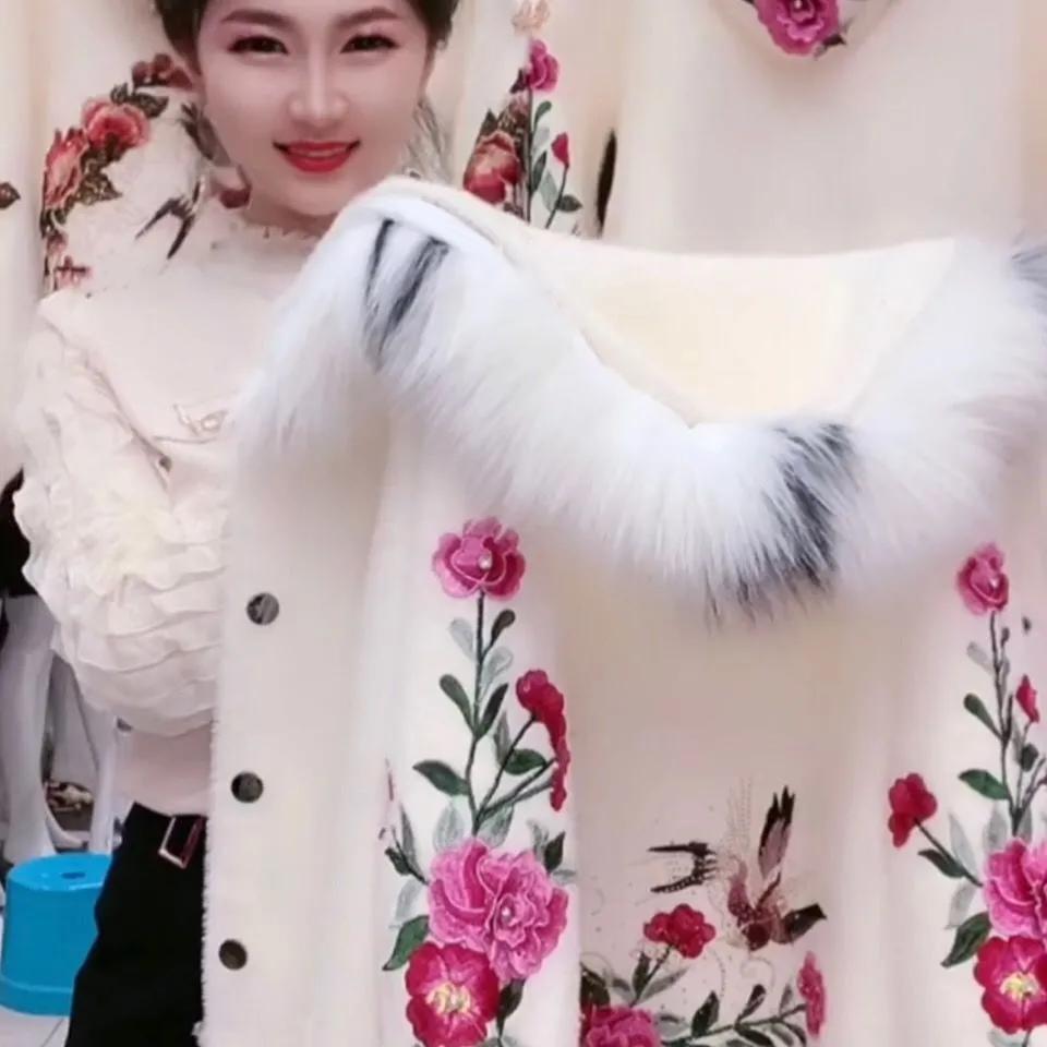 

Women s Winter Faux Mink Fur Collar Embroidered Flower Short Jacket 5XL