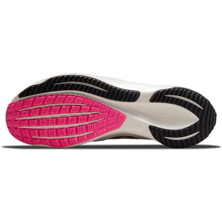New Nike Air Zoom Rival Fly 3 'Rawdacious' DJ5426-100