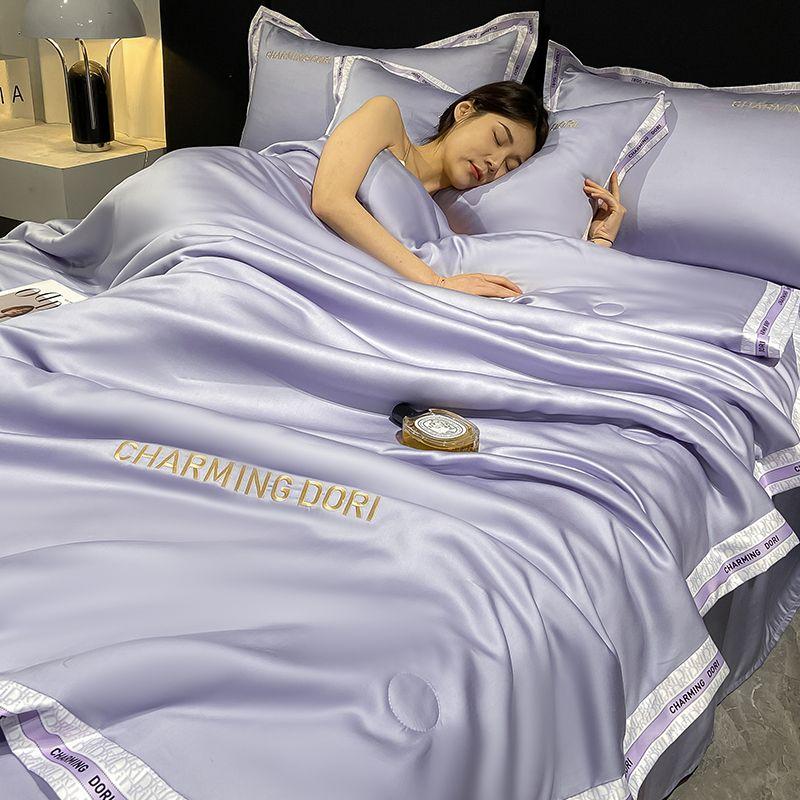 Water Wash Ice Silk Summer Cool Quilt Air Conditioner Bedding Soft Skin-friendly Thin Blanket for Weather