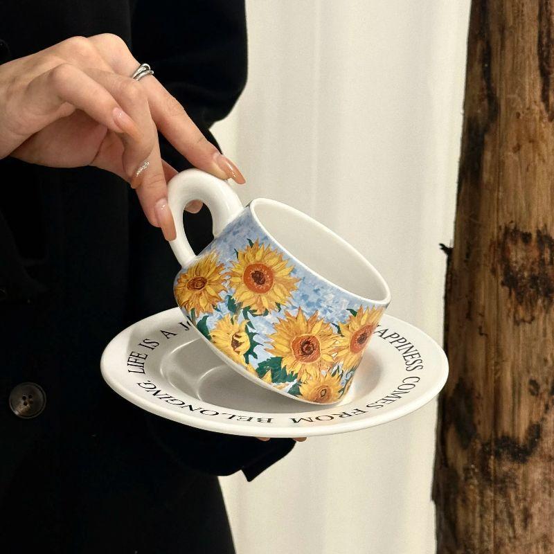 Design Premium Sunflower Coffee Cup and Saucer Set Girls Birthday Gift Ceramic Latte Cup Souvenir