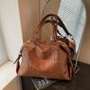 Vintage Large Capacity Rivet Tote Bag Women's Handbag Shoulder Bag