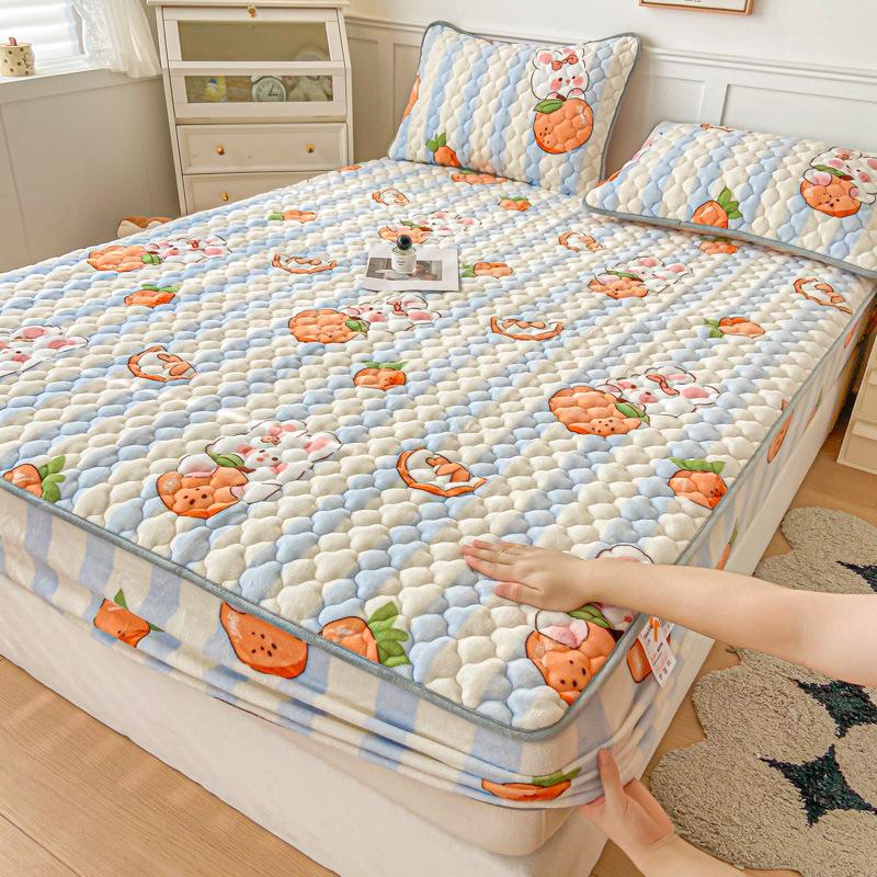 Thickened Milk Fleece Laminated Cotton Bed Hat Three-piece Household Mattress Non-slip Bed Cover Simmons All-package Protection Cover