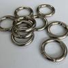6pcs Métal Ressort O Anneaux Clip Porte-clés Rond Alliage de Zinc Ressort Mousqueton Crochet Porte-clés Argent