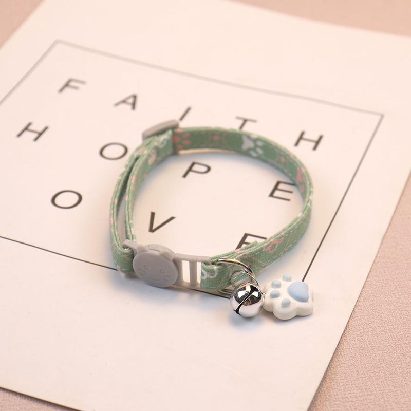 Haustierhalsband mit Glocke Cartoon Pfotenabdruck Bunt Hund Welpe Kätzchenhalsband Verstellbar Sicherheitsglocke Ring Halskette Haustierzubehör