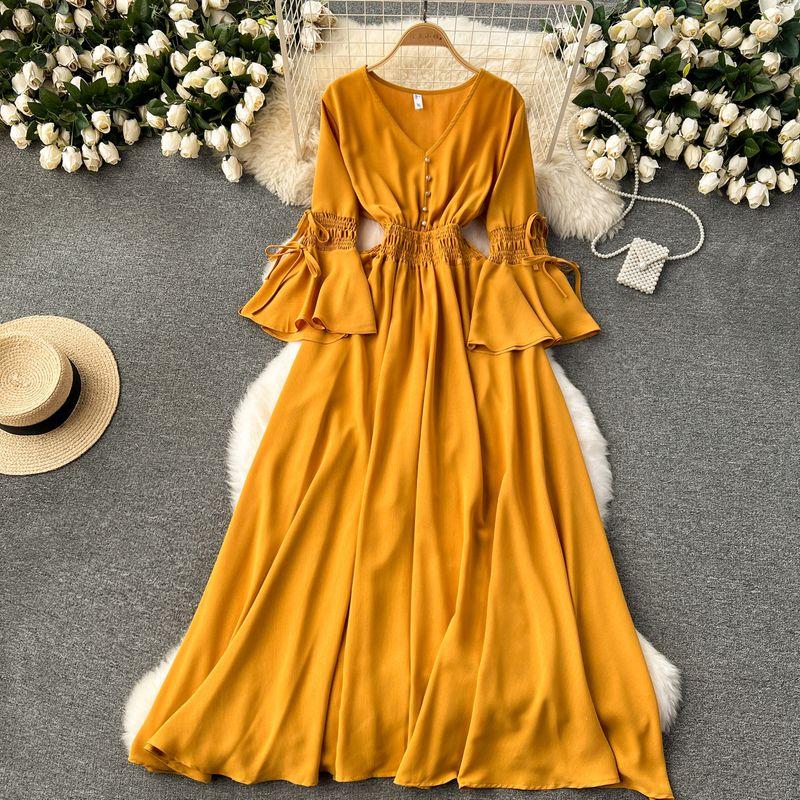 

Ранневесеннее платье в стиле французского ретро с эластичными рукавами-колокольчиками Yellow One size