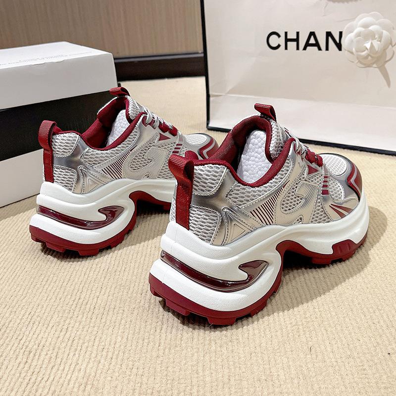 

Small man height increase dad shoes women s 2024 spring new casual sports shoes breathable platform women s shoes 40 красный