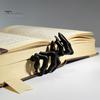 Horror Theme Bookmark Gothic Creepy Demon Claw Bookmark, 3D Printed Scary Halloween Gift Idea Hand for Book Lovers, Bookshelf Decor