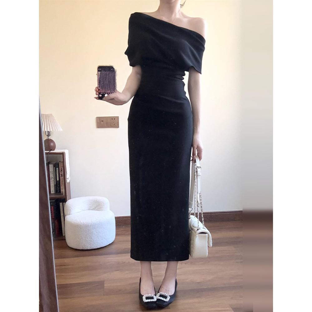 Royal sister, light and familiar style, black slanted shoulder dress, high-end girly temperament, waist-closed long dress, summer French Hepburn style