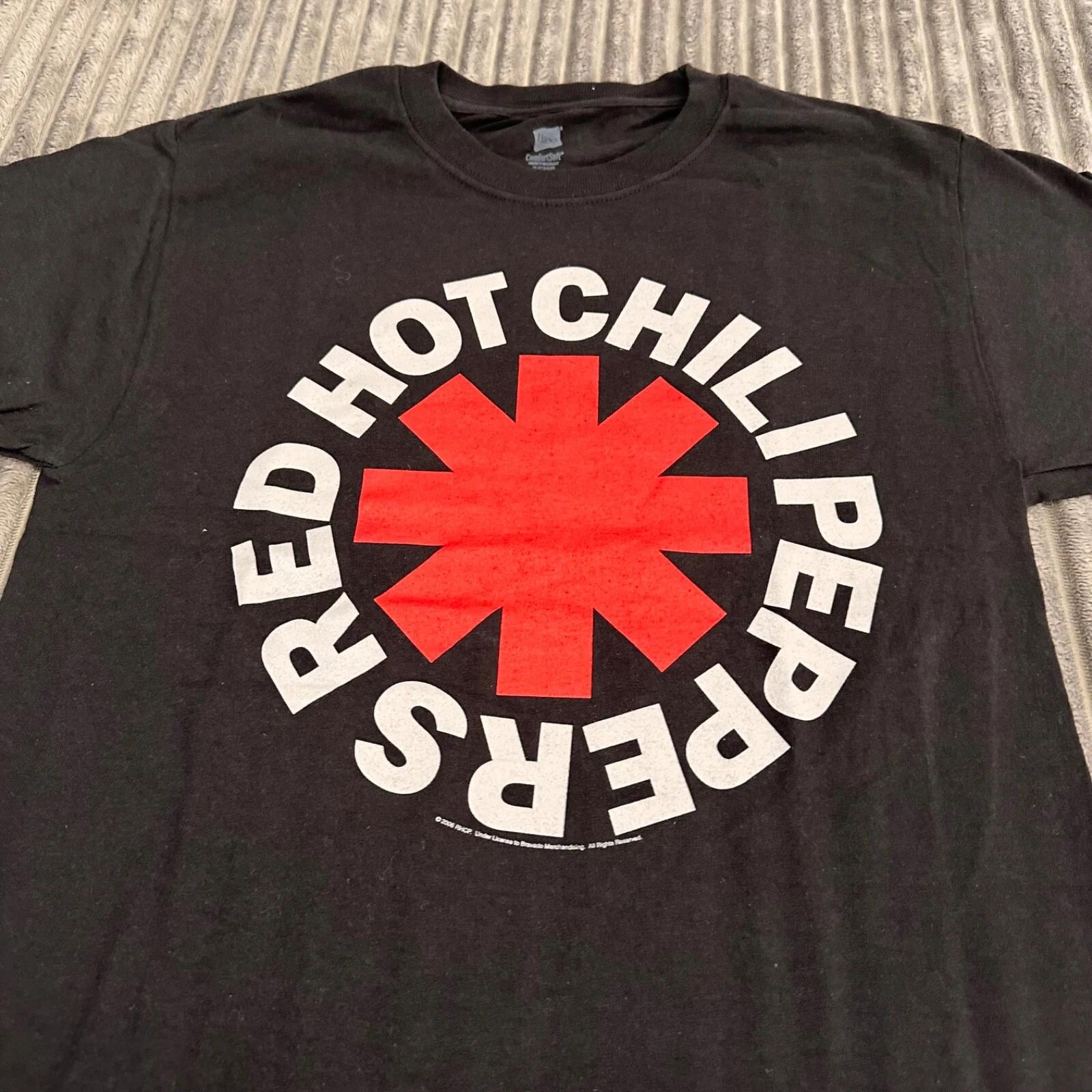 

VTG Red Hot Chili Peppers T Shirt Adults Small Black Rock Punk Retro 2006 Hanes 4XL