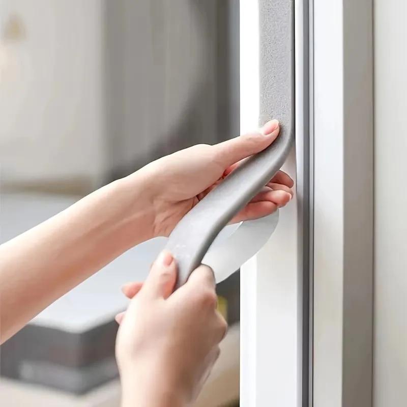 4M PU Pěnová těsnicí páska s lepidlem, protikolizní, zvukotěsná, těsnění proti povětrnostním vlivům pro dveře, okna, ochrana nábytku