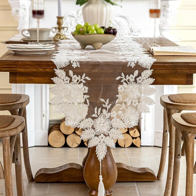 American Style Light Luxury Tablecloth with Long Embroidered Lace Mesh, TV Cabinet Cover, Household Dining Table Flag