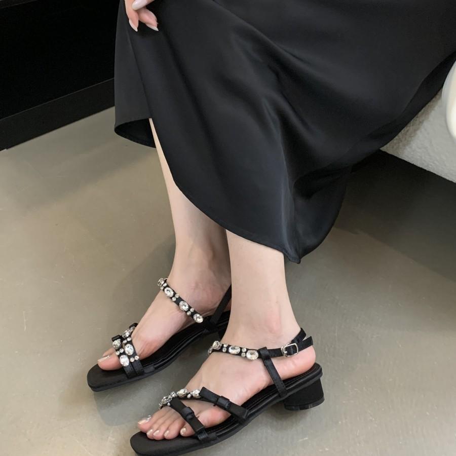 French Medium Heel Silver Rhinestone Sandals Fairy Shoes 2025 New Summer with Skirt Seaside Vacation Roman Shoes