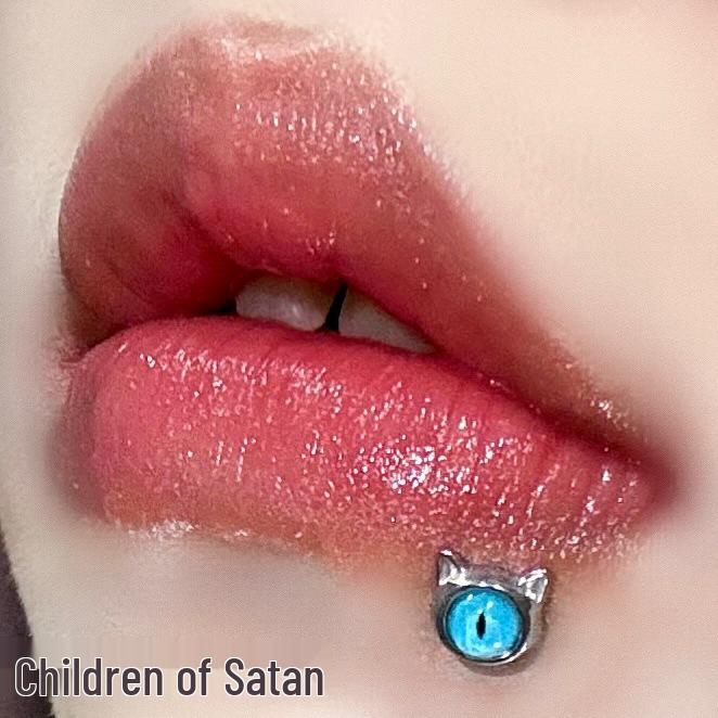 Fog City Lover: Stylish Lip & Ear Cartilage Stud Piercing for Cool Girls