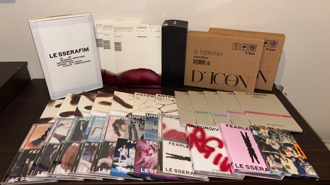 

[USED] LE SSERAFIM Retired Trading Card Album DICON Sea Green Fan