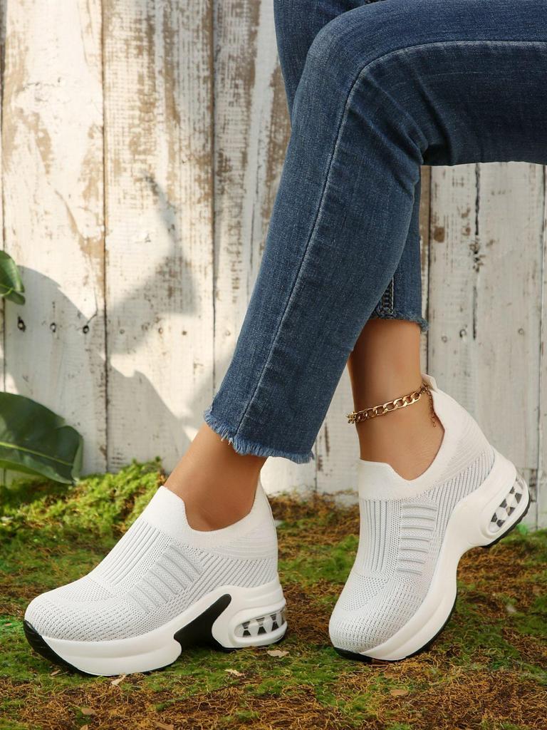 Women's Autumn Round Toe Fly Knit Platform Wedge Shoes - Comfortable & Casual