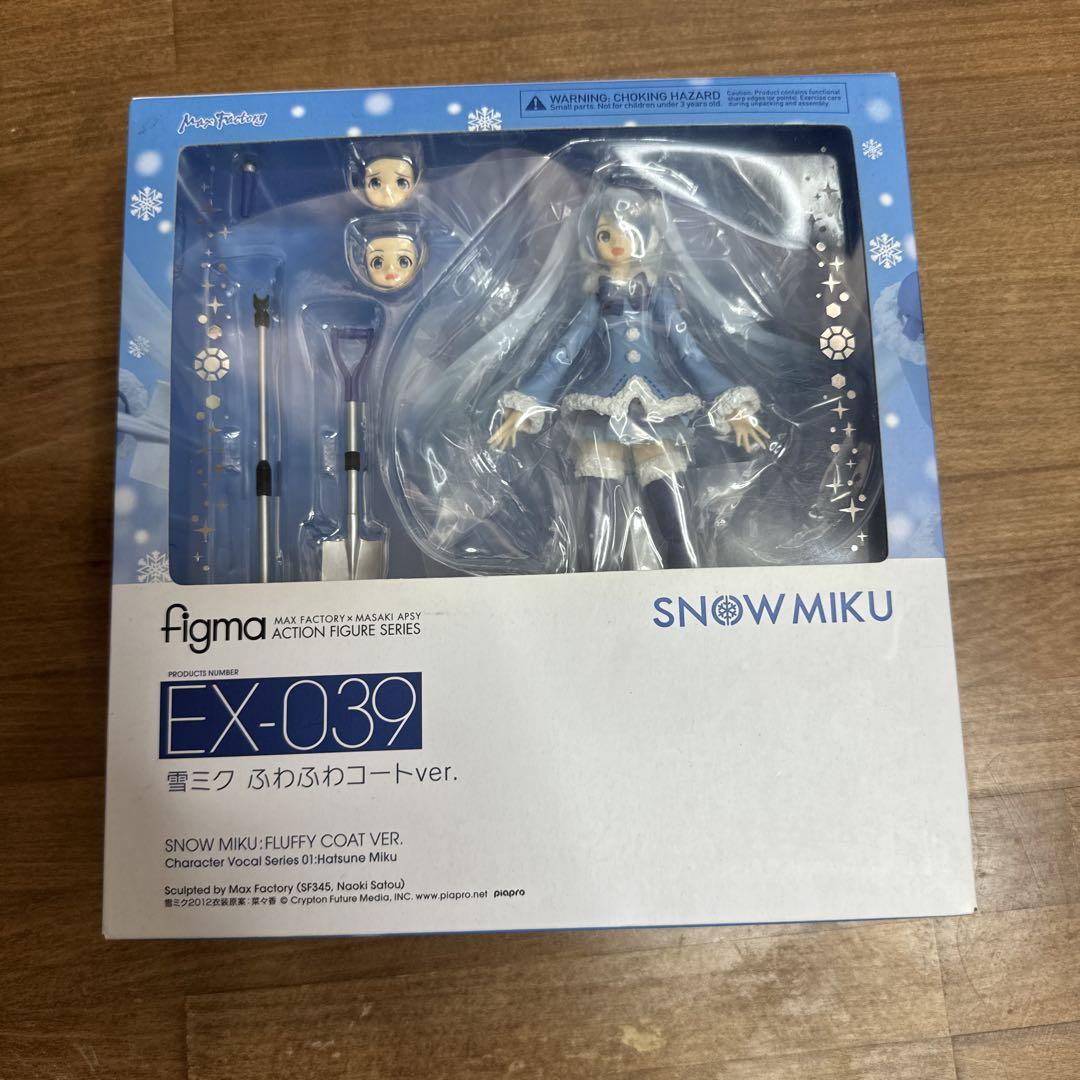 

[USED] figma Snow Miku Fluffy Coat Ver. (GOODSMILE ONLINE …
