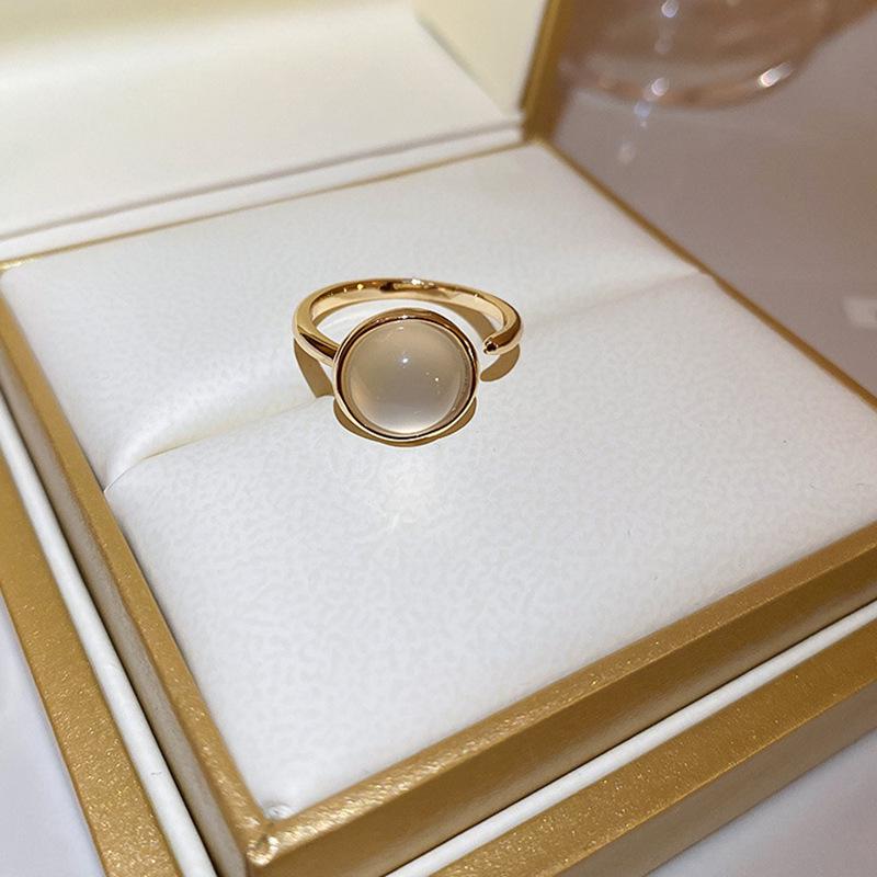 Korean Geometric Zircon Diamond Luxury Index Finger Ring - Versatile Fashion Jewelry for Women