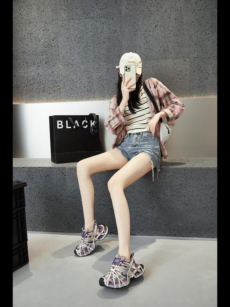 Μοντέρνα Unisex Dad Sneakers: Casual Παπούτσια Χαμηλού Προφίλ που Αυξάνουν το Ύψος με Χοντρές Σόλες για Άνοιξη & Καλοκαίρι