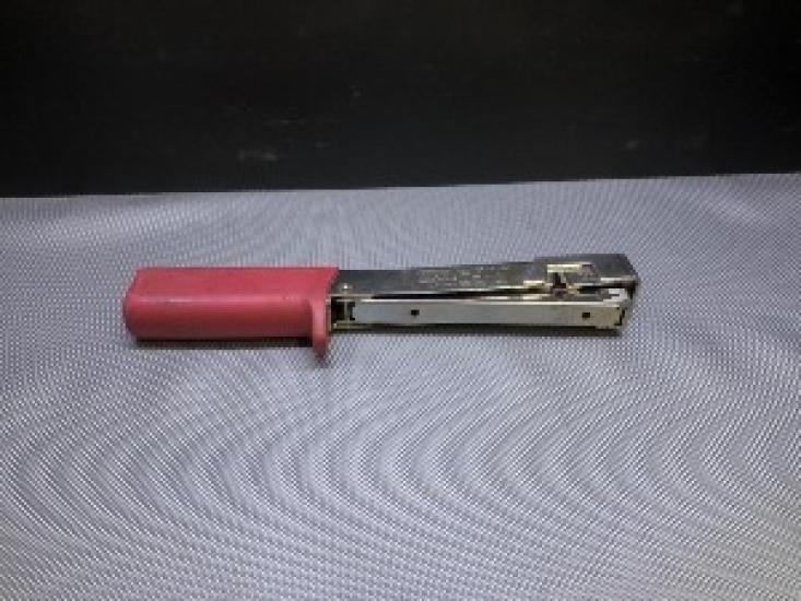 

MAX Hammer Tacker TH-V