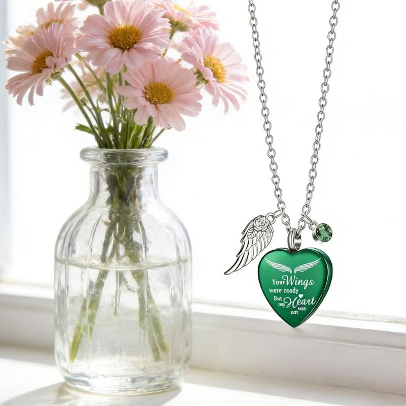 Sentimental Pet Memorial Pendant Necklace for Departed Pet Loss Remembrances Cremation Jewelry for Emotion Suport