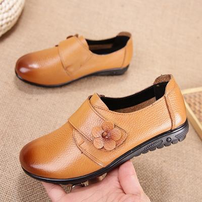 Stor størrelse Ny Retro Håndlaget Folkelig Stil Dame Flats Skinn Myk Såle Fritidssko Mote Loafers til Mor Sykepleier Arbeidssko