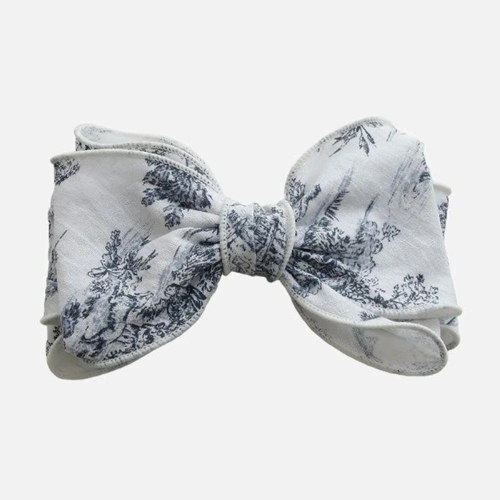 J Lauren Toile de Jouy Cotton Ribbon Automatic Pin H01452
