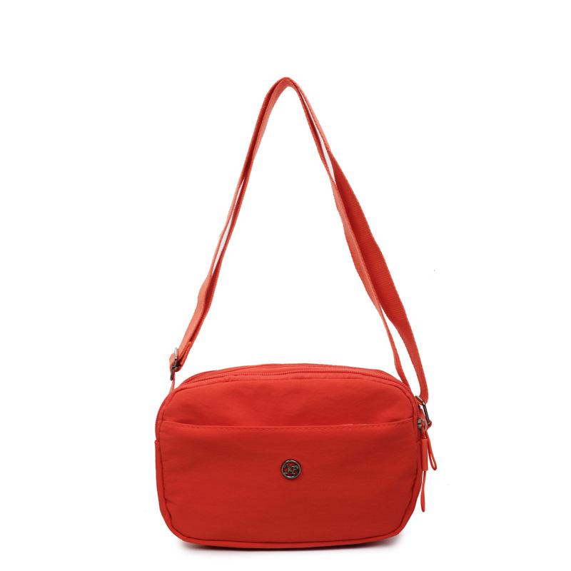 Casual new lightweight small square bag women's Korean version niche versatile solid color simple commuter student shopping messenger bag