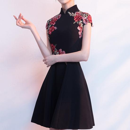Women Cheongsam Dress Half Turtleneck High Waist Above Knee Length Temperament Chinese Dress for Banquet