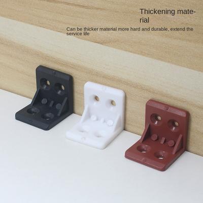 Accesorii și piese pentru mobilier – Capse unghiulare