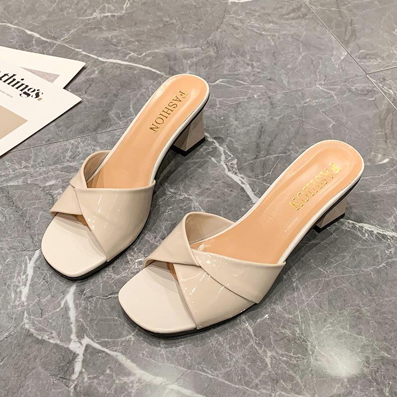 

Korean version of lazy slippers summer new mid-heel one-word drag fashionable sexy sandals women s casual work fish mouth shoes 40
