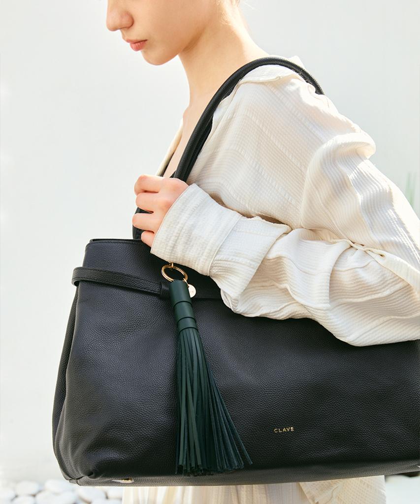 Clave Leather Tassel Charm [3 Colors]
