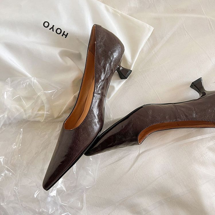 2025 new sheepskin pointed French simple shallow mouth single shoes 4.5CM medium heel daily commuter women's shoes 33-40