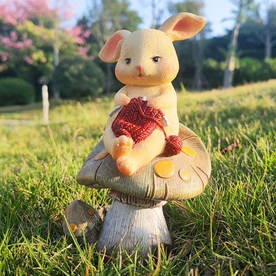 Animal On Mushroom Figurine Garden Resin Reading Pig Statue Knitting Rabbit Ornament for Fairy Garden Flowerpot Balcony Desk
