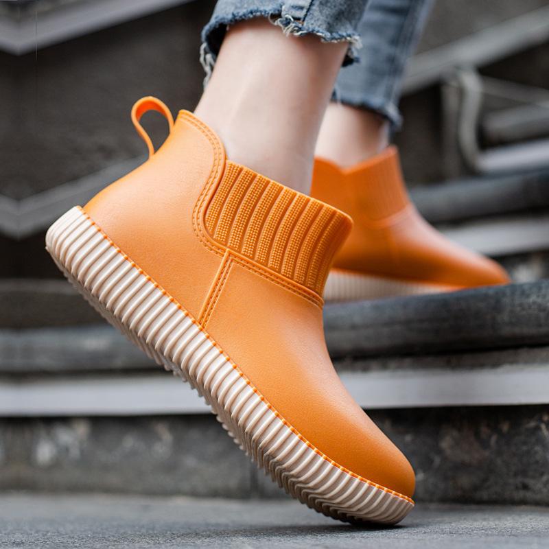 Mode Damen Samt warm Oberbekleidung Regenstiefel Damen Wasserschuhe niedrigschaftig vielseitig wasserdichte Schuhe