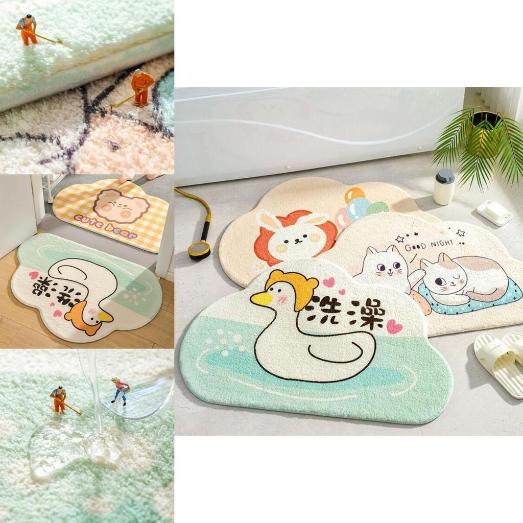 Luxurious Polyester Fiber Bathroom Mat With Non-slip Design And High Absorbency