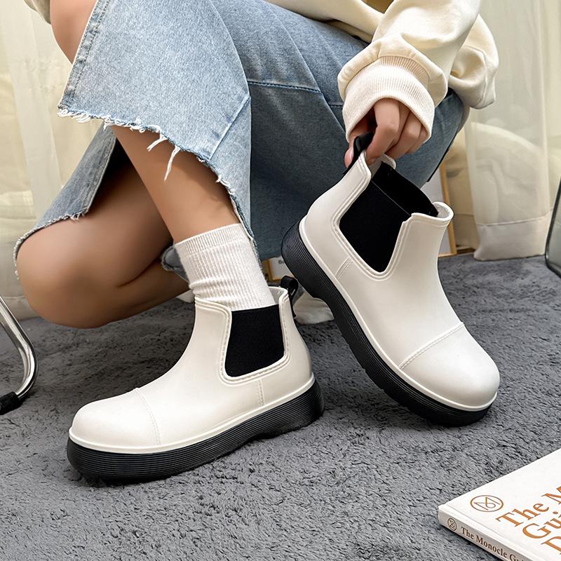 Fashion short rain shoes women s rain boots Martin boots non-slip water boots waterproof shoes adult wading overshoes 36 белый