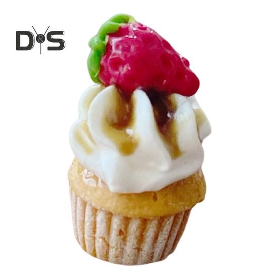 

Мініатюрна модель кексу Міні ігровий будиночок Приладдя Симуляція Глина Фруктовий кекс для 1/6 1/12 Ляльок або Мініатюрного десертного будиночка Strawberry